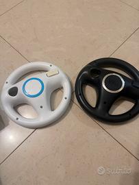 2 Telecomandi wii per giochi. Nero e bianco