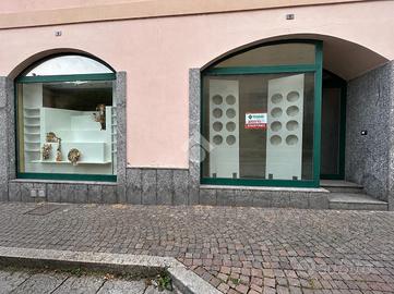 NEGOZIO A SONDRIO