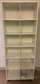 Scaffale con rotelle a 6 piani diviso  in 12 cubi