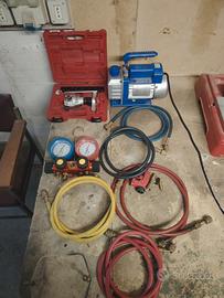 i attrezzatura montaggio condizionatori