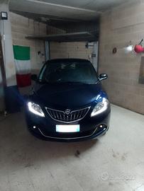 Lancia Ypsilon 1.0 gold hybrid 2022