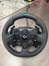 Volante logitech + Pedaliera