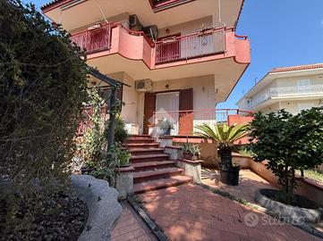 4 LOCALI A ERCOLANO