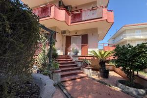 4 LOCALI A ERCOLANO