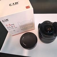 Obiettivo 7Artisans 7.5 F2.8 fish-eyes x Fuji X