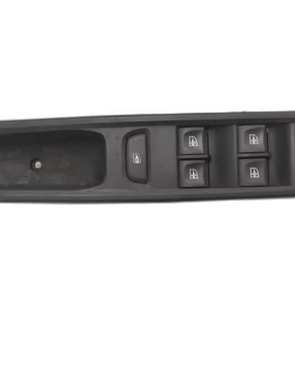 PULSANTIERA ANTERIORE SINISTRA DACIA Sandero Stepw