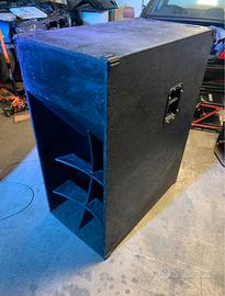 Box subwoofer 18”