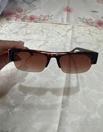 Occhiali da sole rettangolari