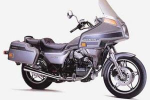 HONDA SILVER WING 650 CC