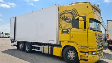 Motrice Scania usata con Allestimento frigo nuovo