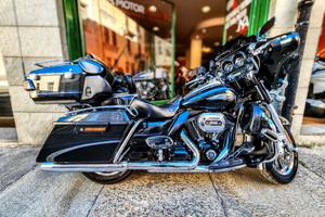 Harley-davidson FLHTK Electra Glide Ultra Limited 