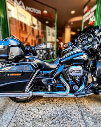 Harley-davidson FLHTK Electra Glide Ultra Limited 