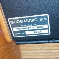  Minimoog Voyager v3 Performer Edition 