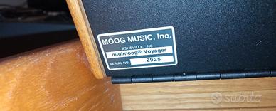  Minimoog Voyager v3 Performer Edition 