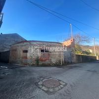 RUSTICO CON GIARDINO A LEVONE