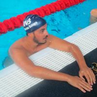 Istruttore di nuoto per bambini, ragazzi ed adulti