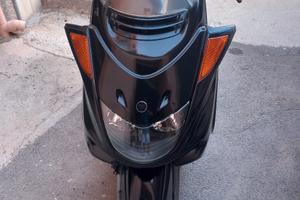 scooter YAMAHA 250 MAJESTI
