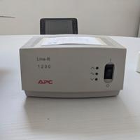 regolatore di tensione apc 