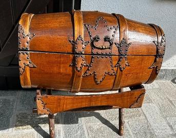 Porta liquori vintage in  legno e cuoio