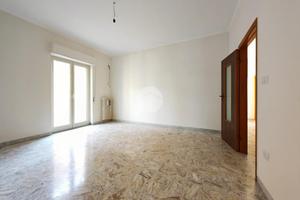 5 LOCALI A MANFREDONIA