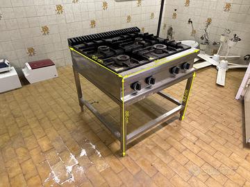 Stufa cucina professionale 4 fuochi