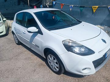 Renault Clio 1.2 16V 5 porte GPL Yahoo!