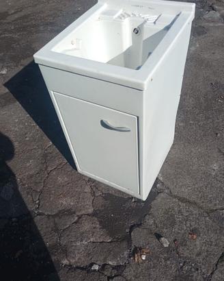 lavatoio pila lavabo lavandino lavanderia lavatric
