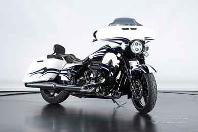 Harley Davidson Street Glide CVO
