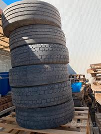 Gomme autocarro 245/70/19.5