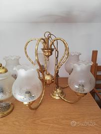 lampadario e abajour in ottone vintage