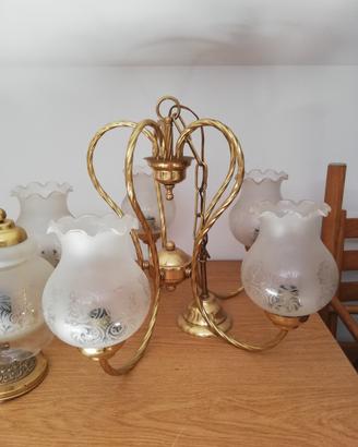 lampadario e abajour in ottone vintage