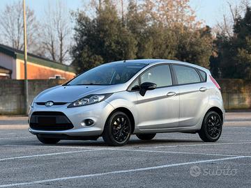 Ford Fiesta 1.4 TDCi 68cv Titanium Gancio Traino