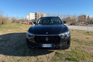 Maserati Levante no superbollo 250 cv