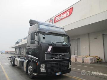 Motrice a Telaio Volvo FH 400