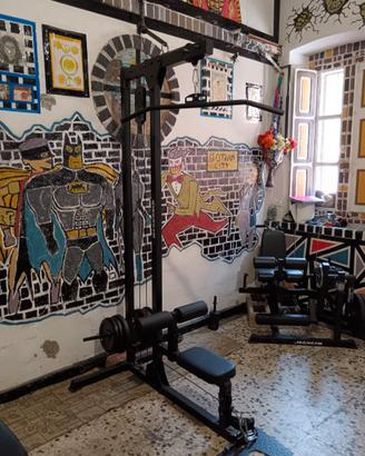 Lat Machine Kings Gym – Come nuova