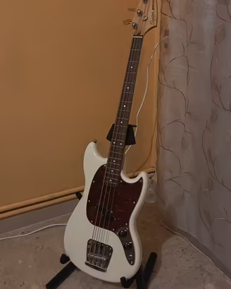 Squier by Fender Classic Vibe ‘60s Mustang Bass