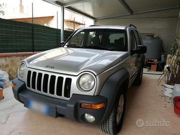 Jeep Cherokee kj 2.5 sport