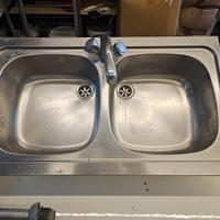 Lavandino in acciaio inox