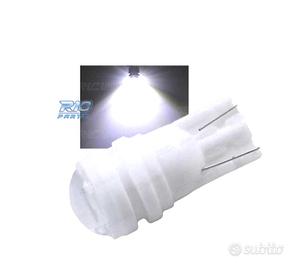 LAMPADA LED T10 CON LENTE DI INGRANDIMENTO