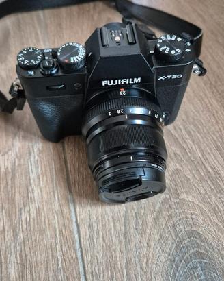 Fujifilm X-T30 II + Fujinon XF 23mm f/2 + filtro