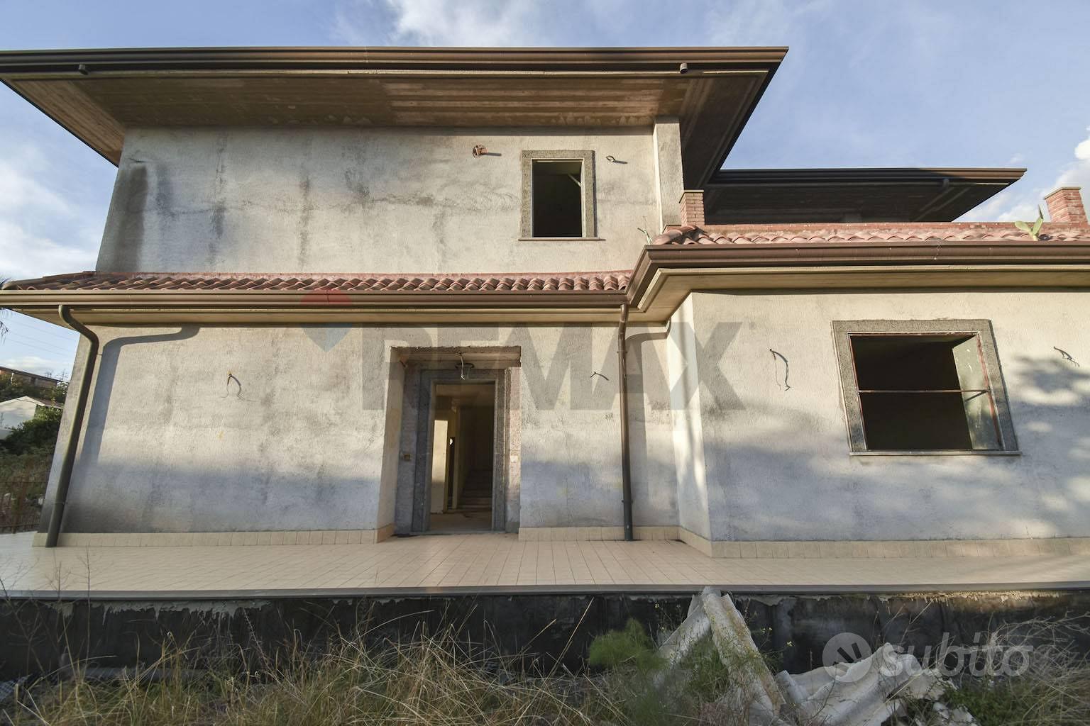 Villa singola - Mascalucia - Vista 3
