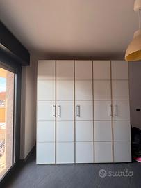 Armadio moderno 5 ante