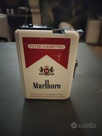 accendino Marlboro con portasigarette 
