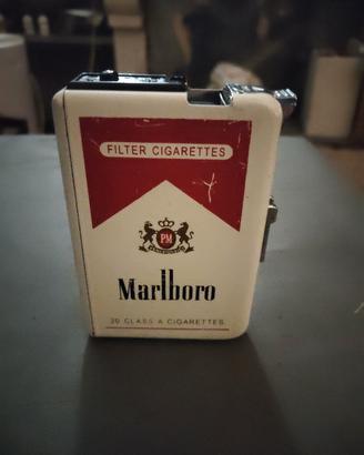 accendino Marlboro con portasigarette 