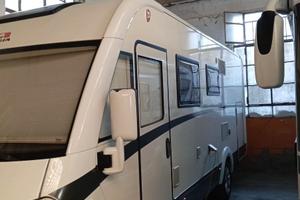 CAMPER ADRIA MH SONIC I700SP-Pari al nuovo