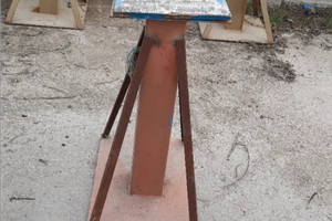 Sostegni per stazionamento barca in cantiere