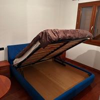 Letto matrimoniale  contenitore imbottito Padova