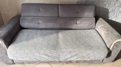 Divano letto matrimoniale