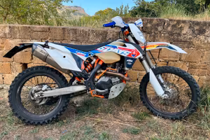 Ktm 450 Six Days 2012 targata