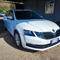 Skoda Octavia 1.5 DSG Wagon Style G-Tec